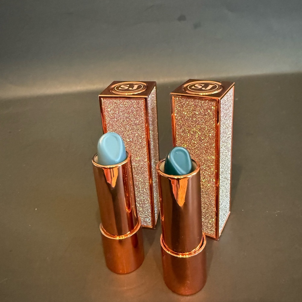 Sassy Jones Blue Lipstick Set